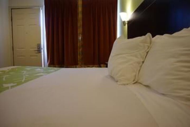 Room 17 of 57