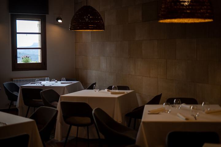 Dining 72 of 117