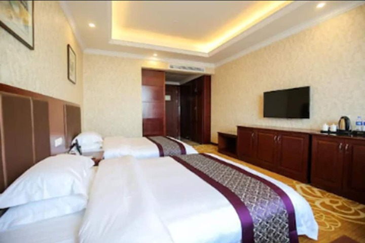 Room 17 of 50
