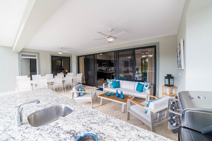 Terrace/Patio 8 of 14