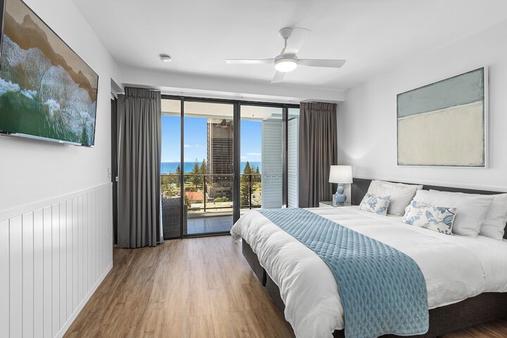Room 28 of 118