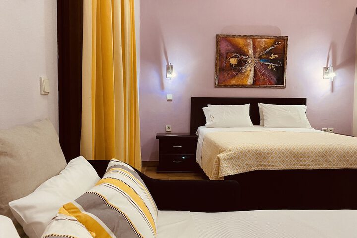 Room 28 of 70