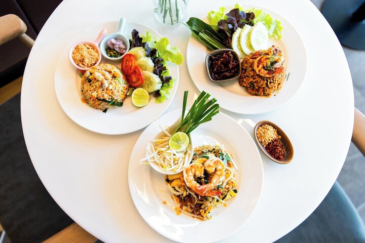 Dining 45 of 61