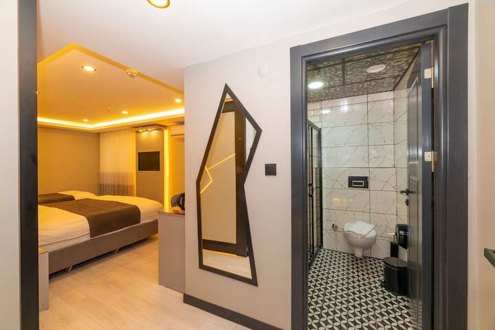 Room 10 of 41