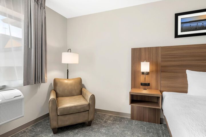 Room 40 of 87