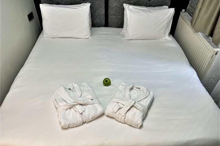 Room 4 of 29