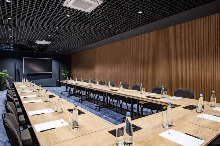 Meeting 44 of 53