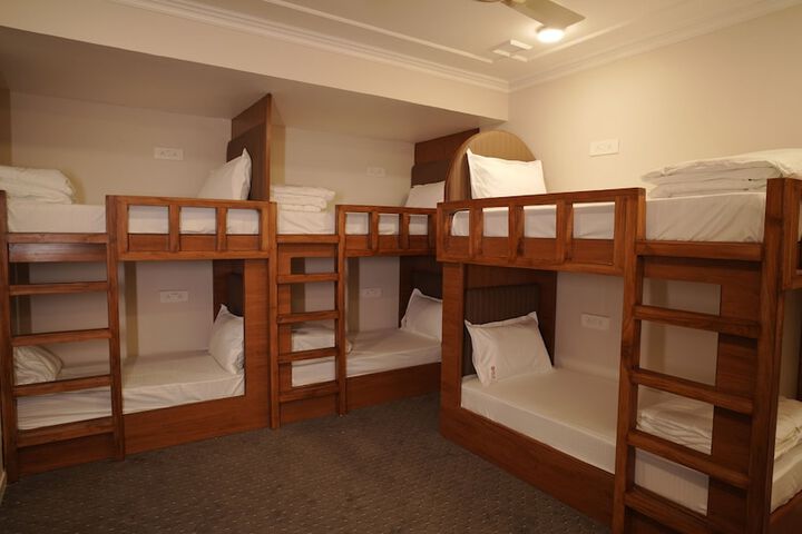 Room 2 of 9