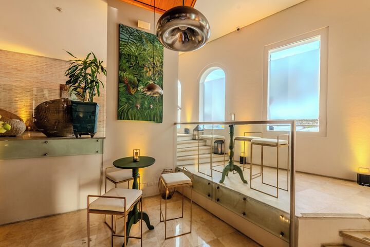Hotel Lobby