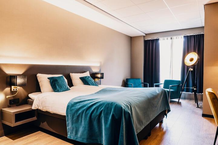Room 21 of 62