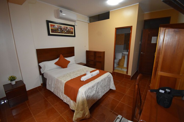 Room 3 of 13