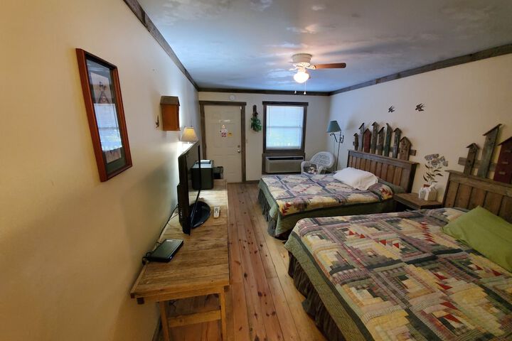 Room 6 of 55