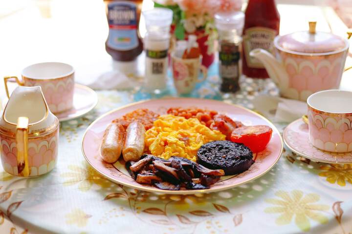 Breakfast/Coffee Service 85 of 107