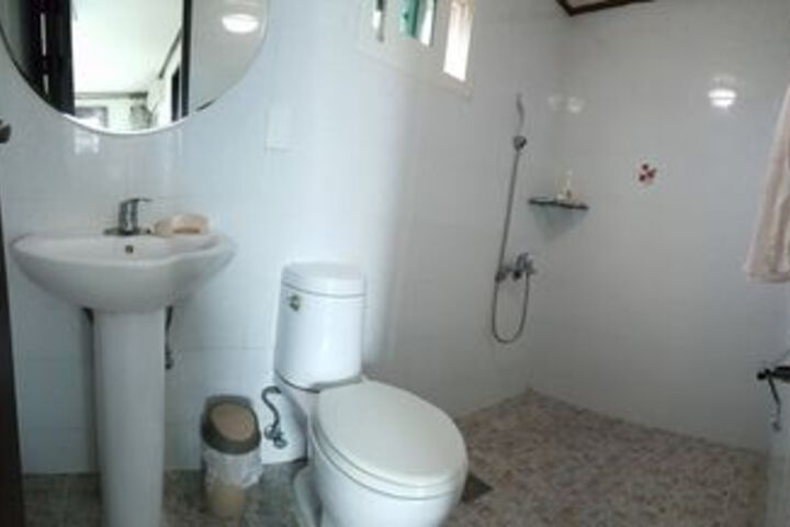Room 5 of 39