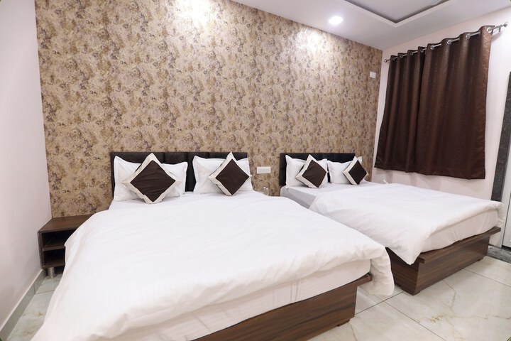 Room 7 of 22