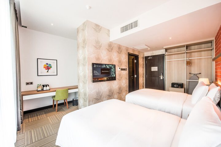Room 10 of 54