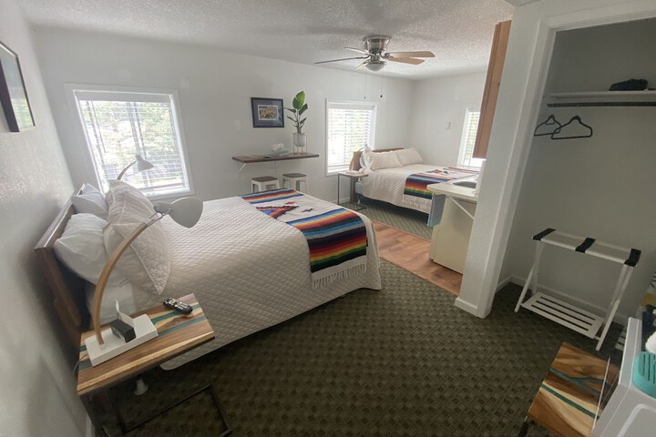 Room 7 of 75