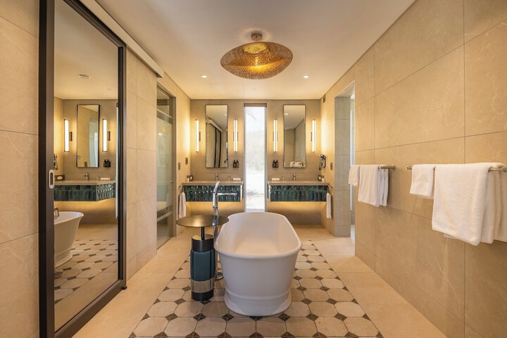 Bath Photo