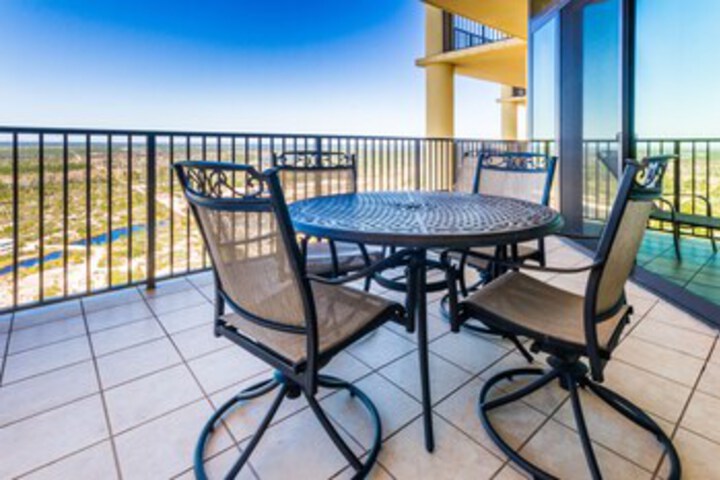 Terrace/Patio 2 of 85