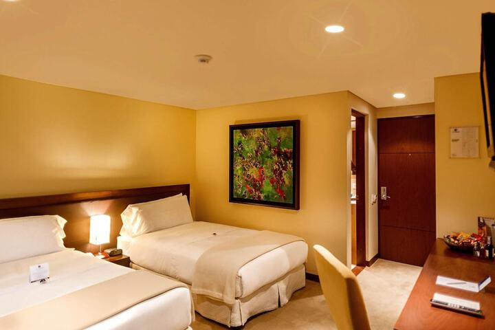 Room 13 of 39