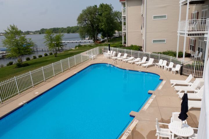 Pool 38 of 47