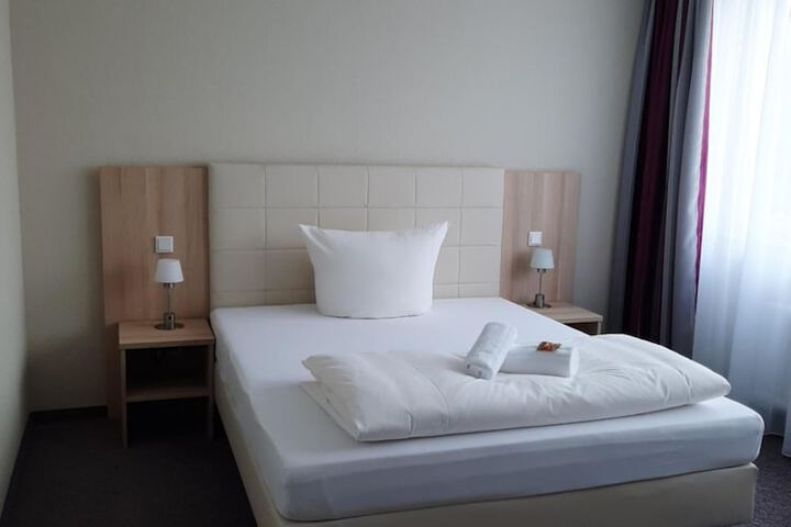 Room 22 of 39