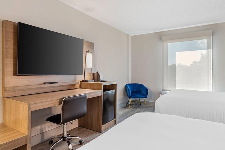 Room 31 of 82