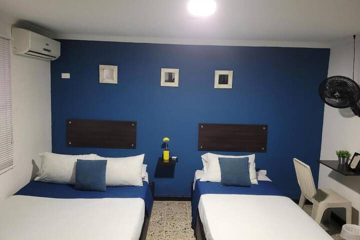 Room 3 of 32