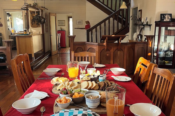 Breakfast/Coffee Service 24 of 40