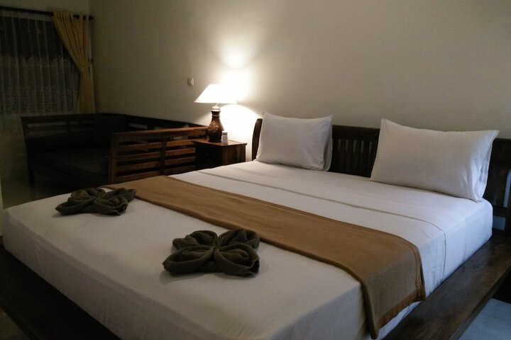Room 4 of 50