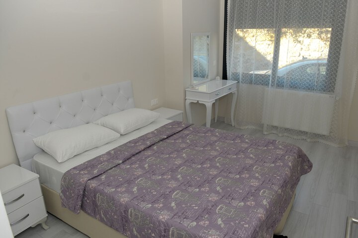 Room 4 of 44