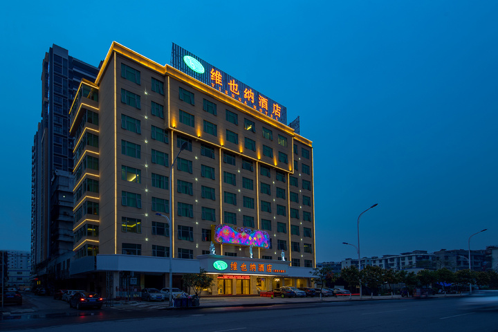 Hotel 6 of 30