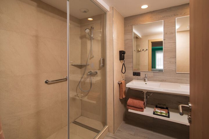 Bath Interior