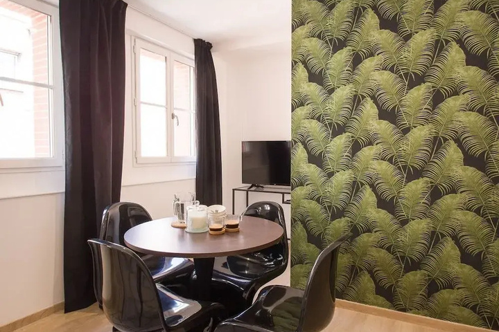 Room 2 of 14