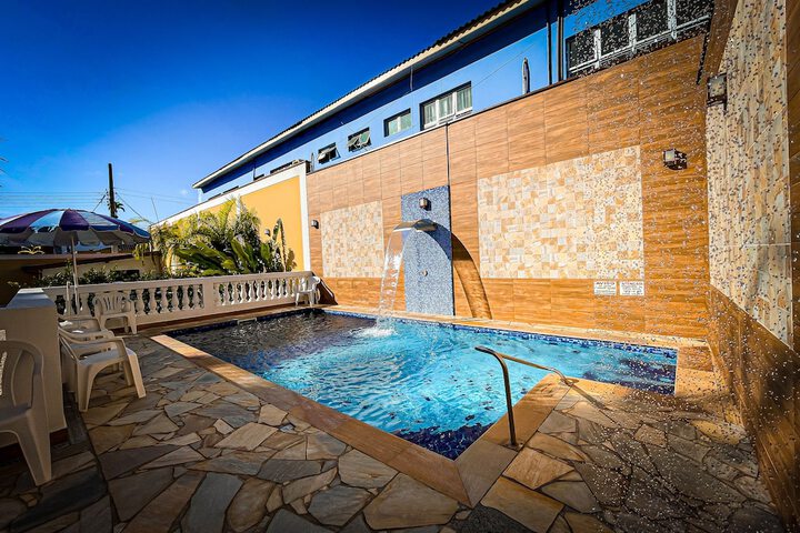 Pool 34 of 72