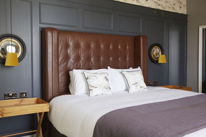 Room 3 of 54