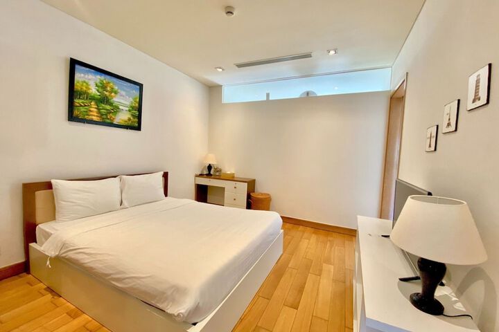 Room 31 of 183