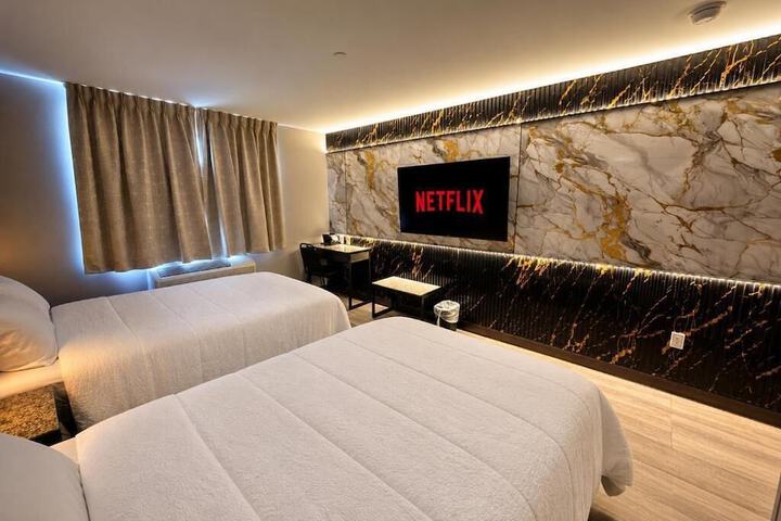 Room 2 of 16