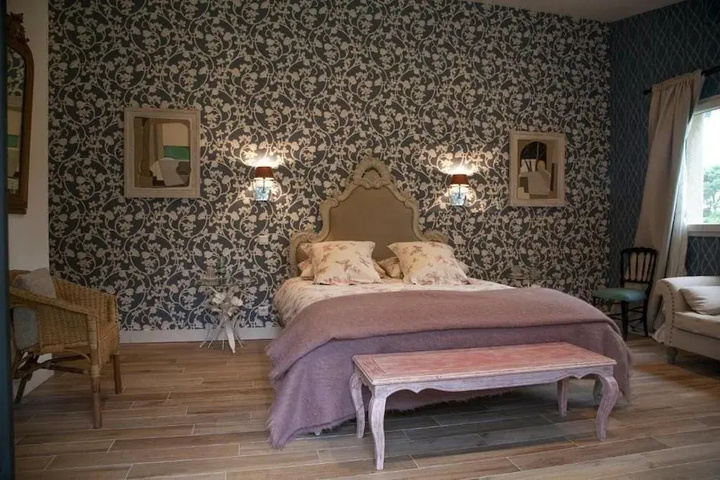 Room 3 of 14