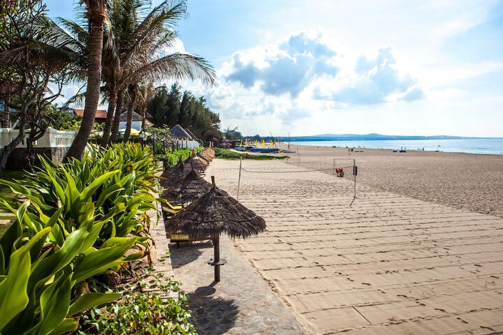 Beach 210 of 252