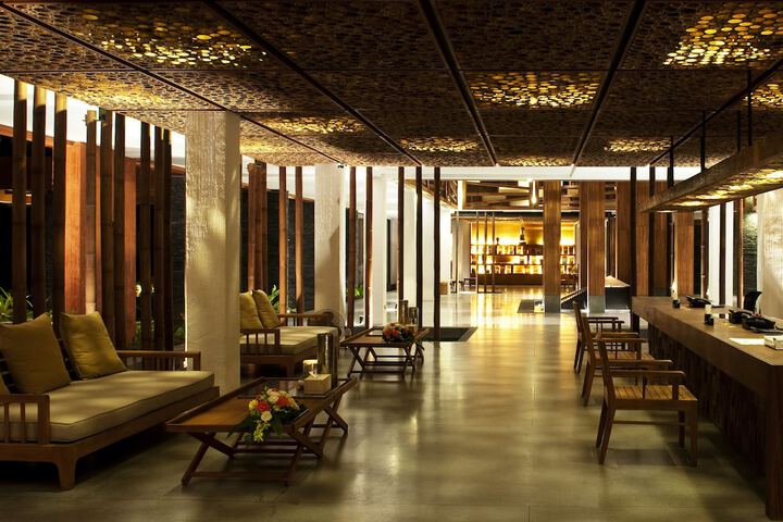 Guest Lobby