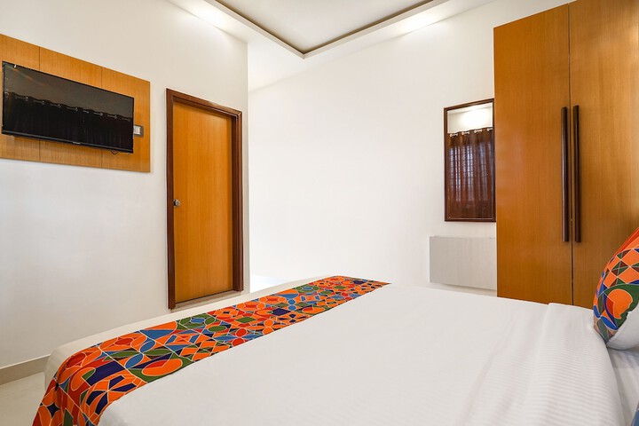 Room 20 of 30