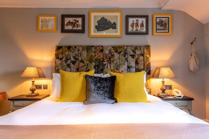 Room 16 of 54
