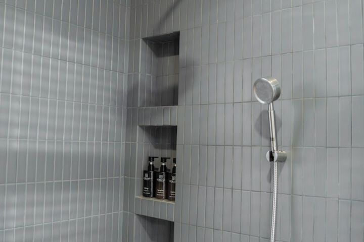 Room 83 of 156