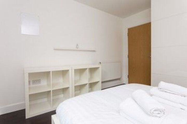 Room 14 of 24