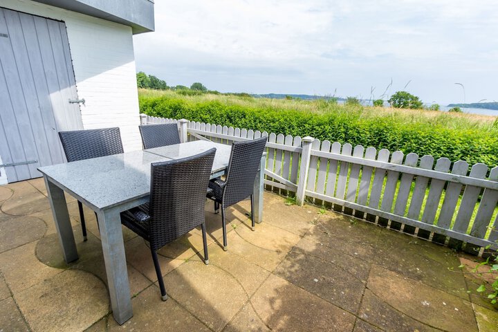Terrace/Patio 71 of 135