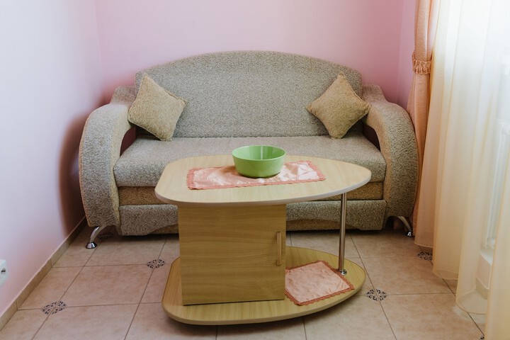 Room 15 of 18