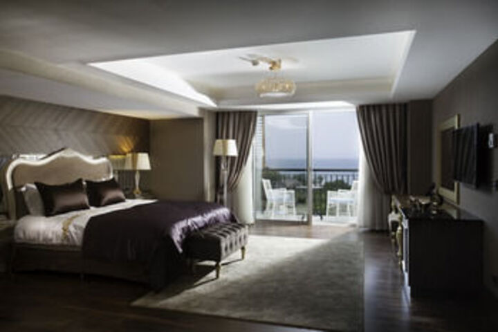 Room 27 of 54