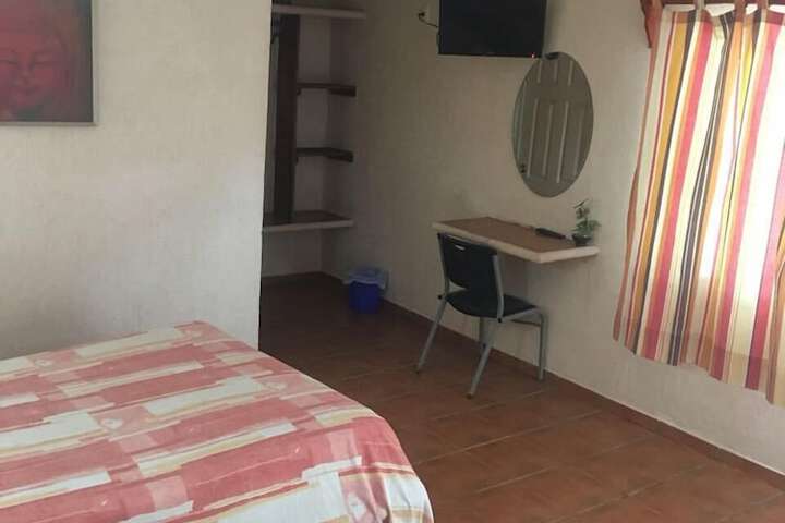 Room 9 of 29