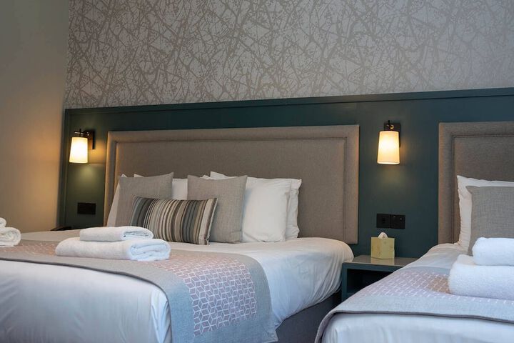 Room 8 of 42